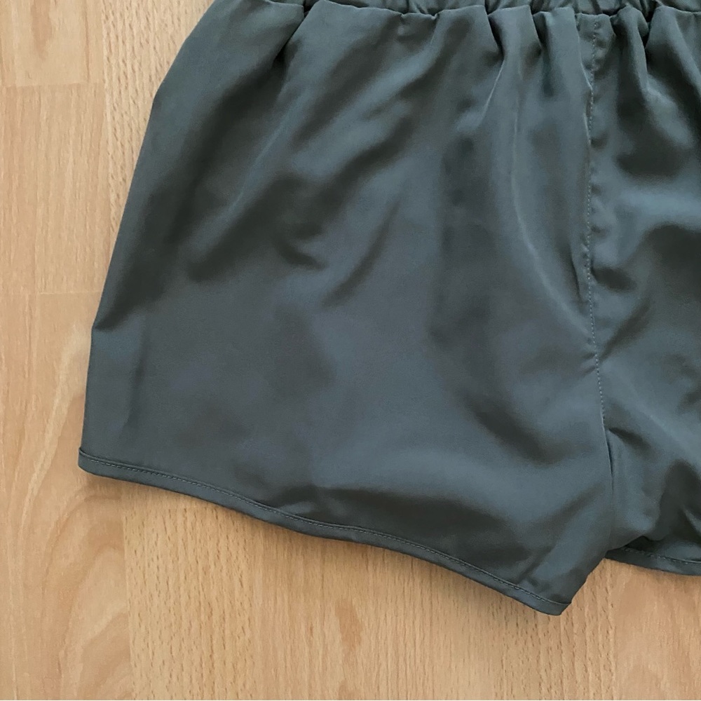 New In Get Up + Go Shorts - Picture 12 of 16